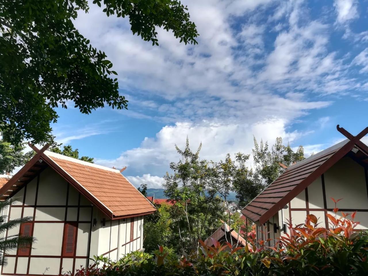Pou Villa Luang Namtha Exterior photo
